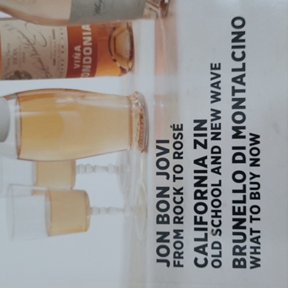 Bon Jovi Hampton Water Rose Wine Bottle - Picture 6 of 13